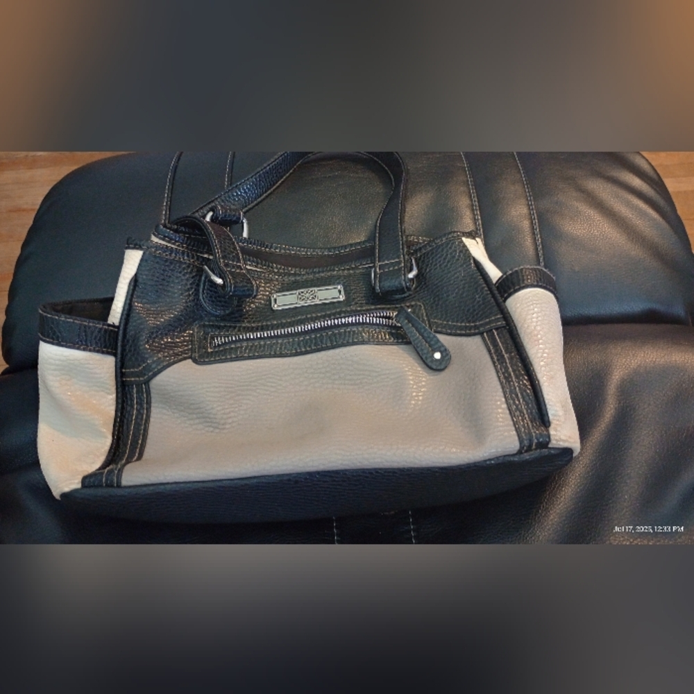 Faux Leather Ladies Shoulder Bag